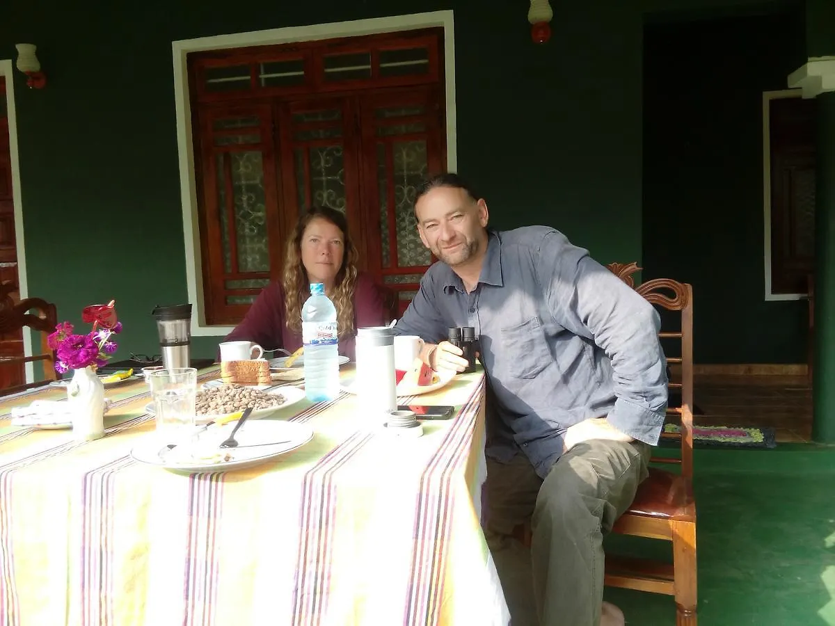 Rock Lake Home Stay Sigiriya